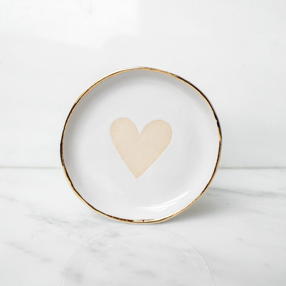 white gold round ring dish ceramic heart