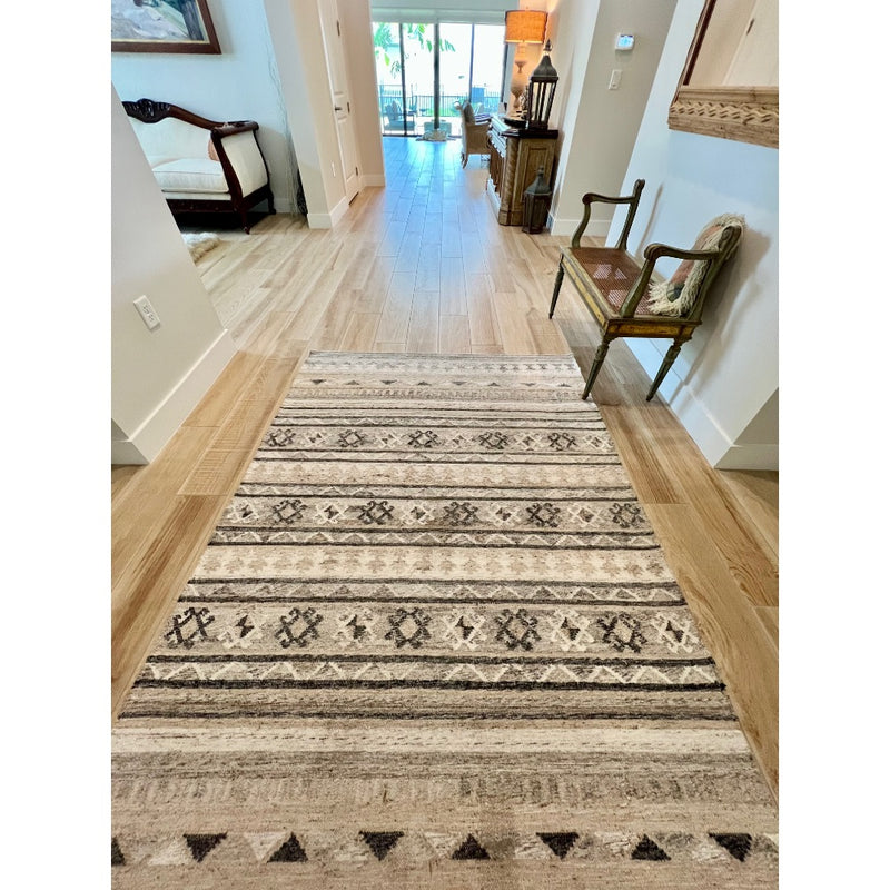 patterned rug black tan beige 