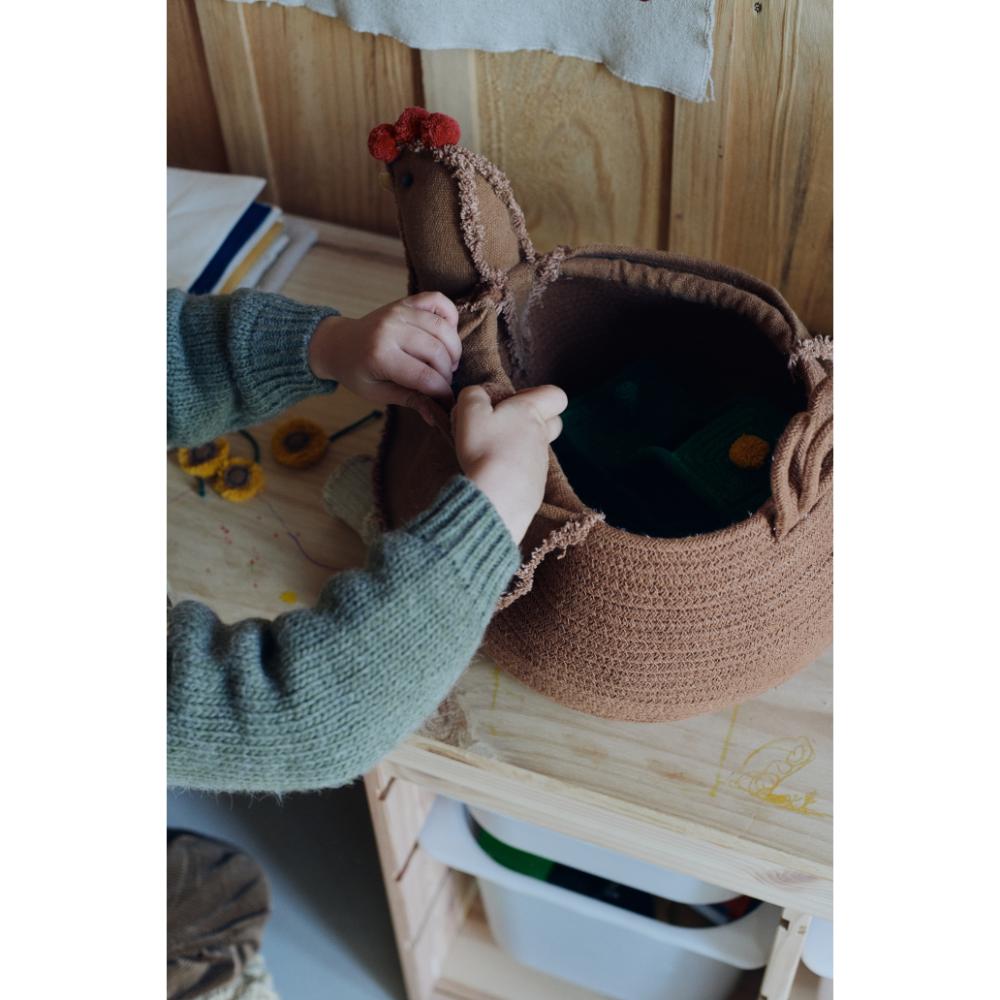 play basket chicken toffee brown