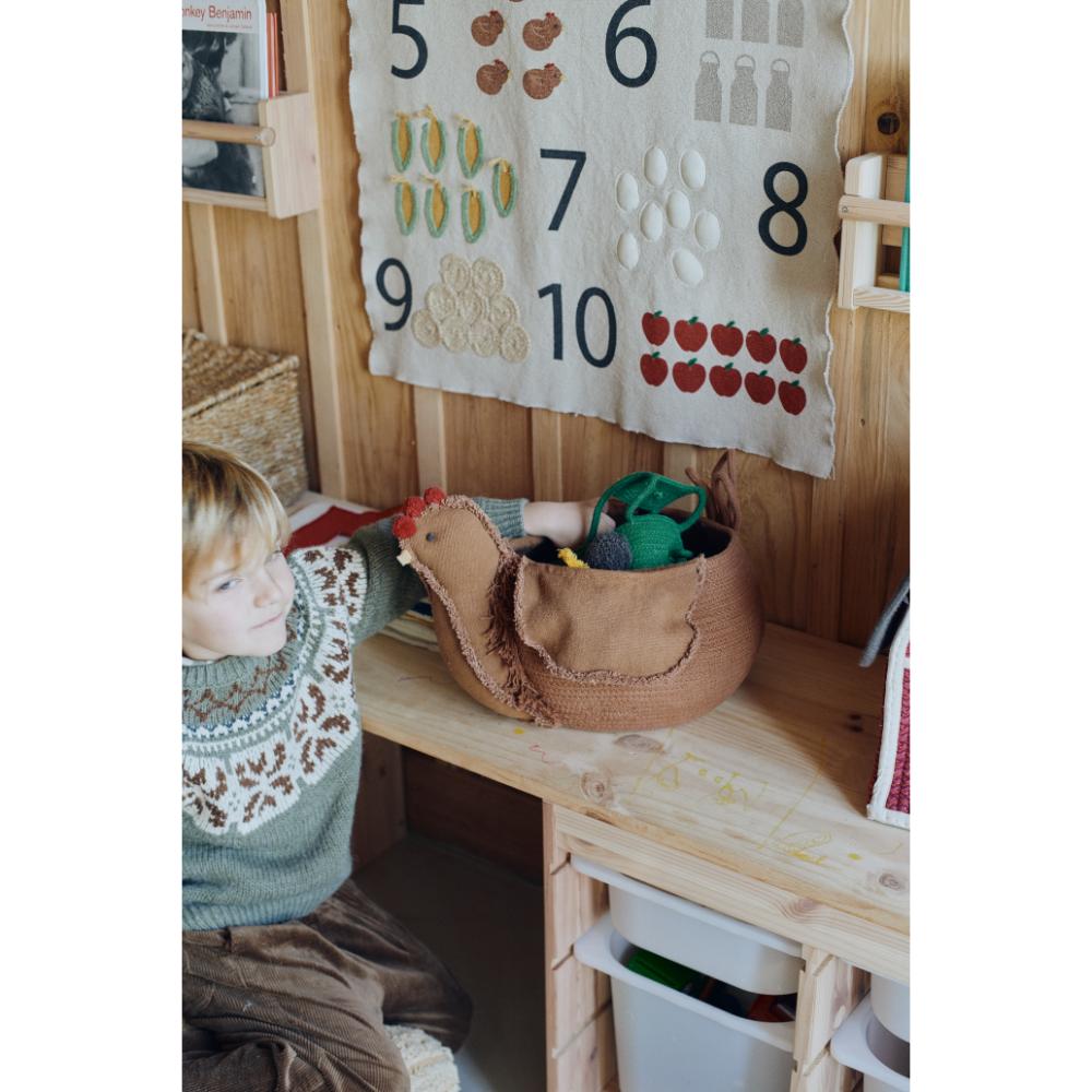 play basket chicken toffee brown