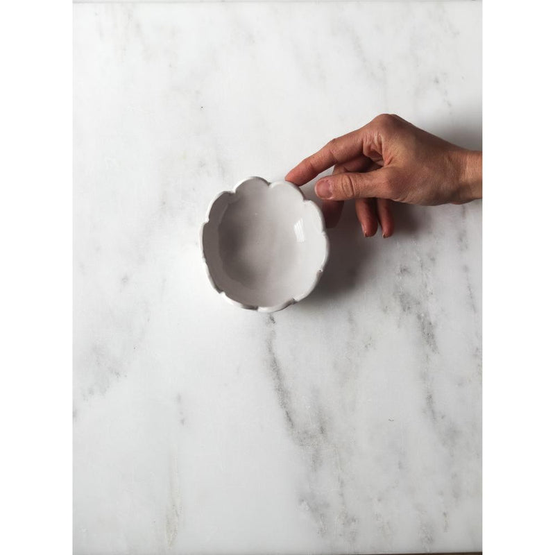 handmade ceramic small round bowl scallop 
