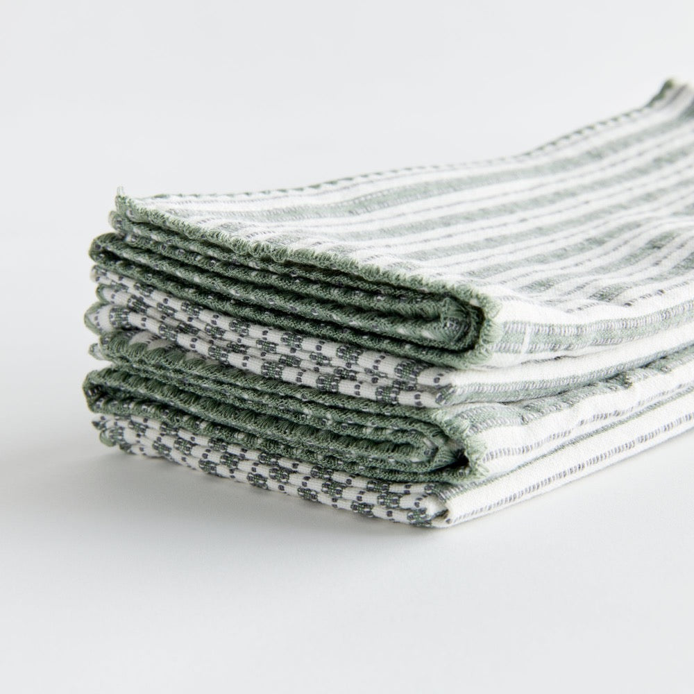 green white striped textured dinner napkin set