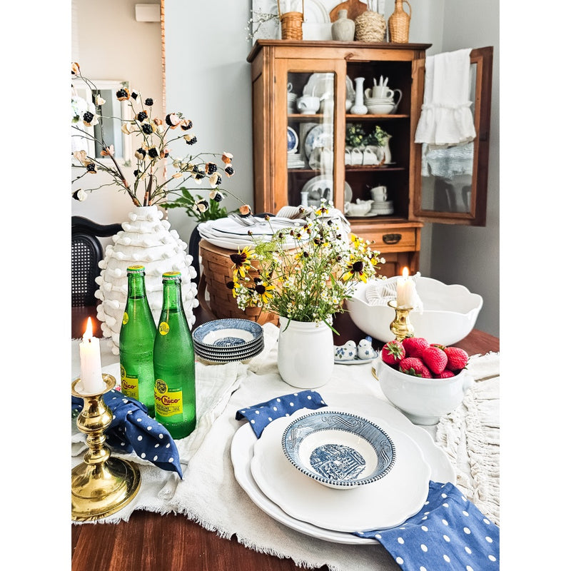 White Scalloped Dinner Plates - Melamine (set of 4)