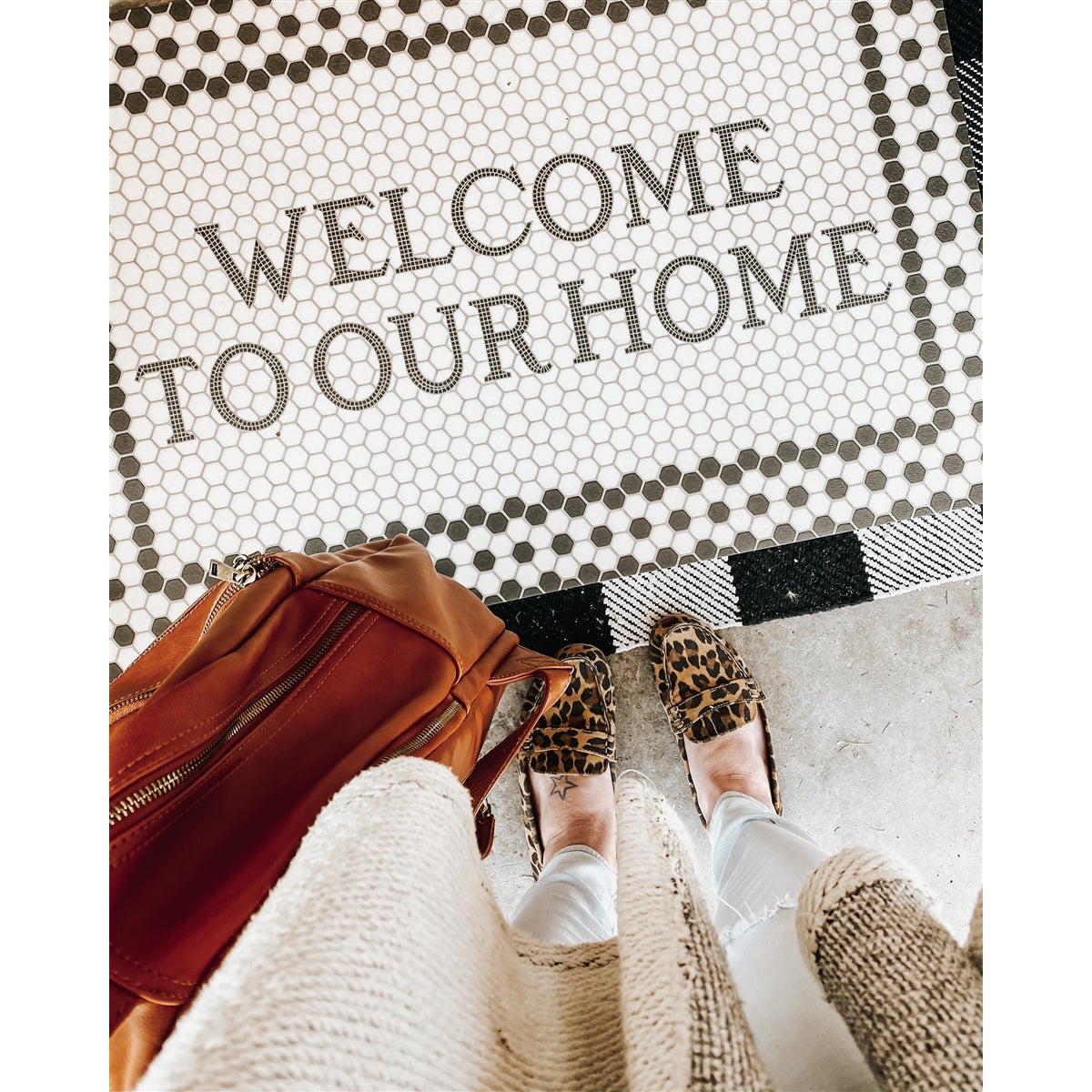 Shop Custom Cream & Black Mosaic Vinyl Welcome Mats | BSEID
