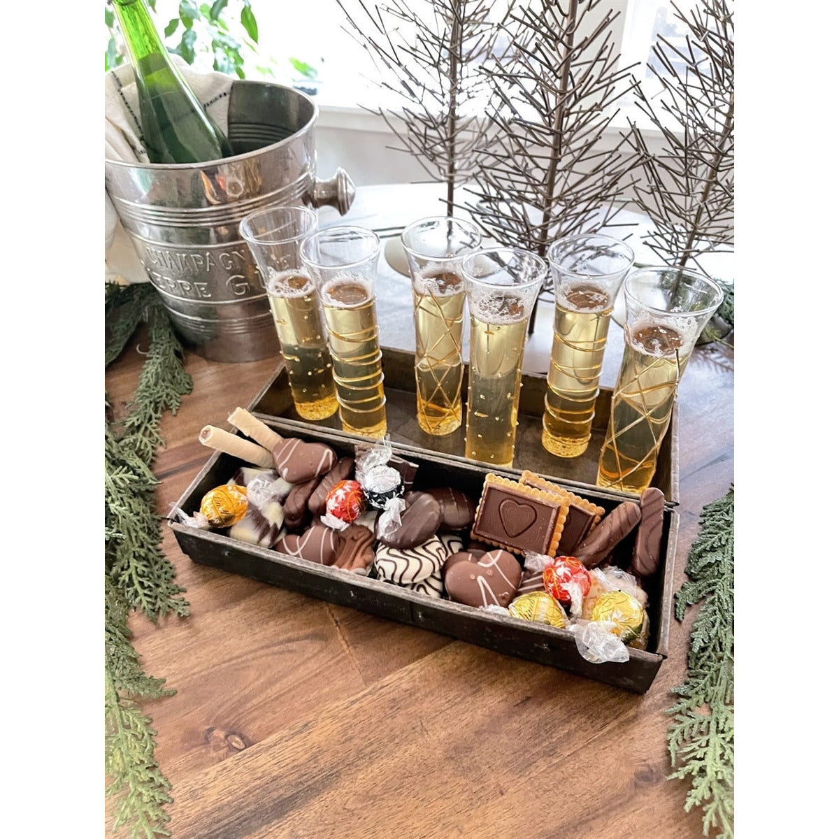 champagne flutes gold accents glass set contemporary