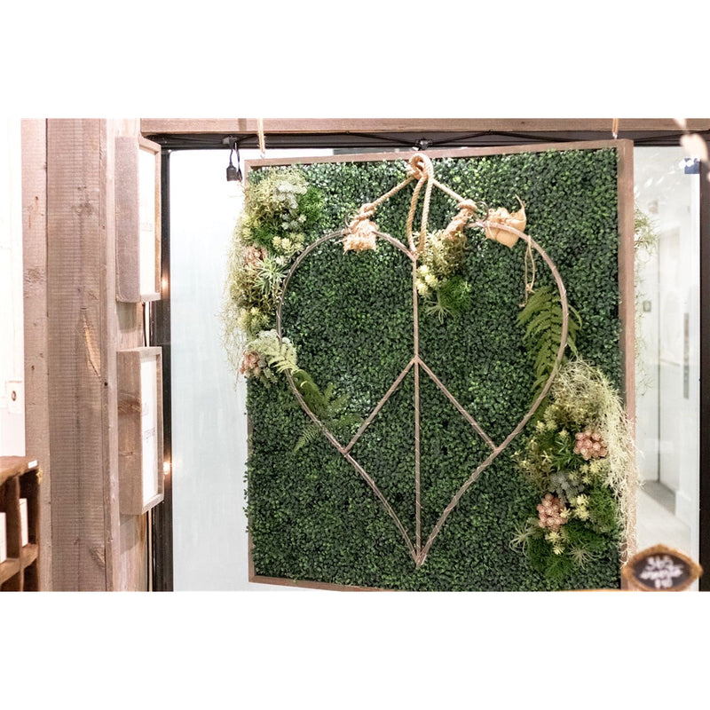 hanging metal jute sign heart