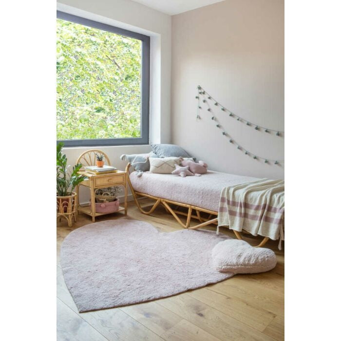 heart shaped pink rug cotton playroom decor