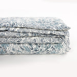 White and blue chrysanthemum quilt