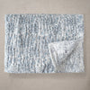 White and blue chrysanthemum quilt