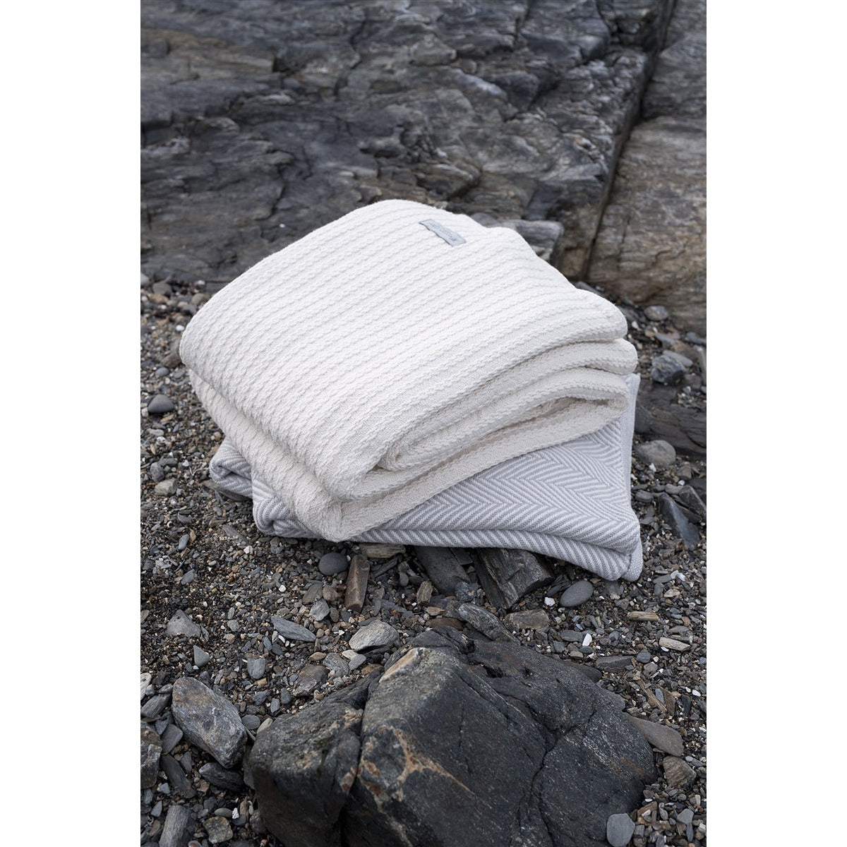 blanket white cotton machine washable pre-washed pre-shrunk cable knit twin queen king woven Maine USA