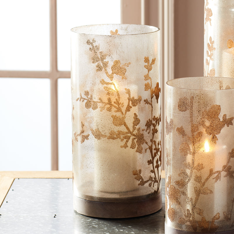 Unique candle holder with flower decor