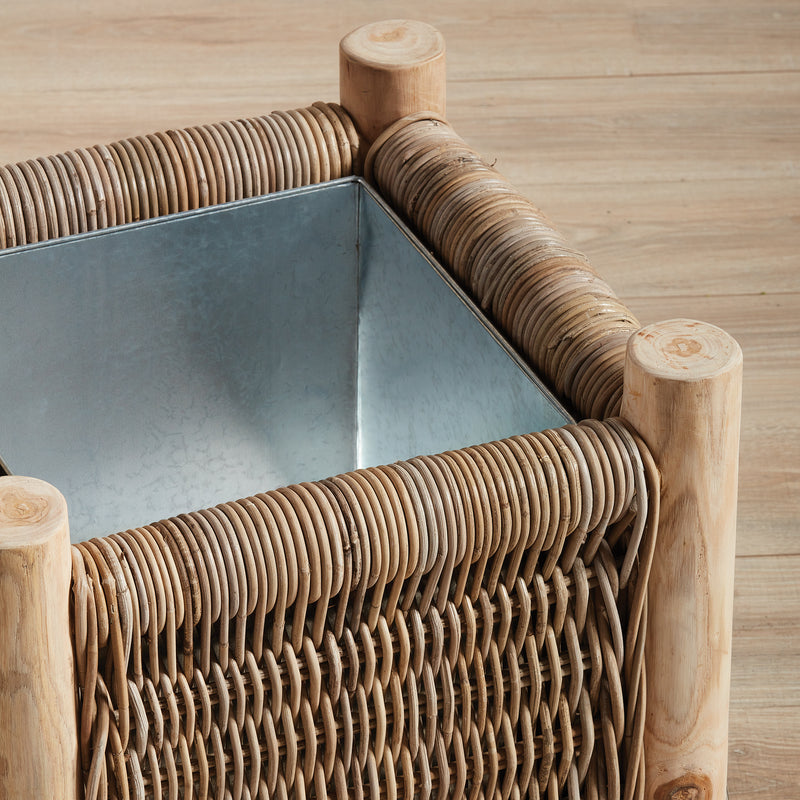 rattan planter